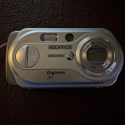 Samsung Digimax A6 6.0MP Digital Camera - Silver TESTED WORKING Y2K — photo 1