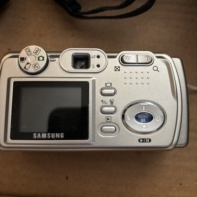 Samsung Digital Camera Digimax 250 2.1MP Silver TESTED WORKING Y2K — photo 2