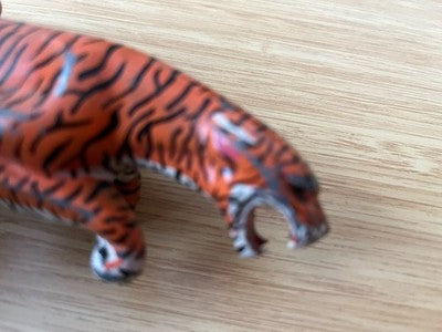 Vintage Hand Painted Jaguar Leaping Cat Bonnet Mascot Emblem — photo 8