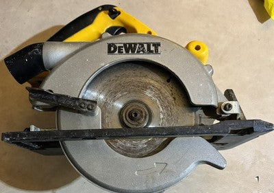 Dewalt DW007 Cordless Circular Saw 24V Battery Body Only — photo 1