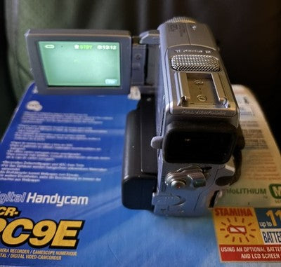 SONY DCR-PC9E MiniDV Digital Handycam Camcorder Video Camera - TESTED WORKING — photo 2