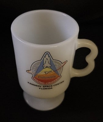 Vintage 1981 NASA Space Shuttle Columbia STS-1 Young Crippen Milk Glass Mug Cup — photo 2