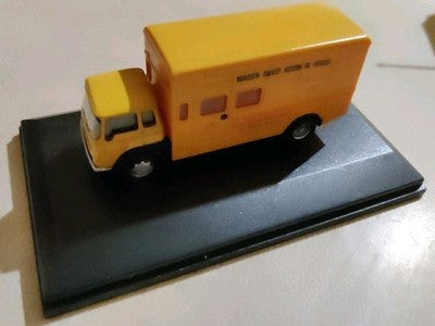 Blood Donors Collection Vehicle Magen David Adom in Israel 1:76 Oxford Diecast — photo 1