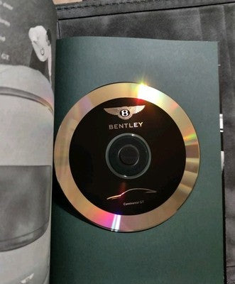 Limited Edition Art Print Bentley Continental GT Brochure Pack — photo 3