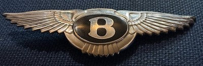 Genuine Bentley UR1559 Winged B Rear Bumper Badge Mark VI R Type S1 S2 S3 — photo 1