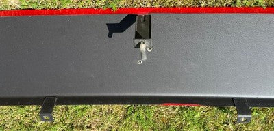 FERRARI F355 REAR TAIL LIGHT COVER PANEL RED 355 64107900 — photo 2