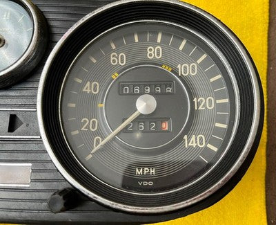 Mercedes W108 280S Dashboard Instrument Cluster Speedo 140MPH — photo 2