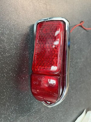 Jaguar Amber Red Rear Side Marker Lamp Light Assembly E-Type XKE XJ 6 XJ 12 L824 — photo 4