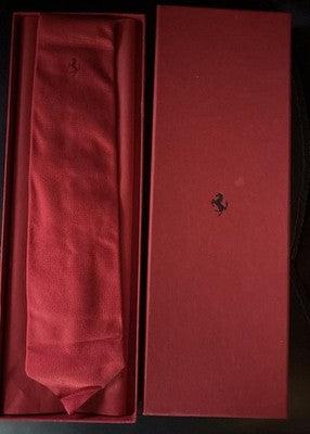 Ferrari 100% Silk Tie Red Prancing Horse Made in Italy Boxed — photo 1