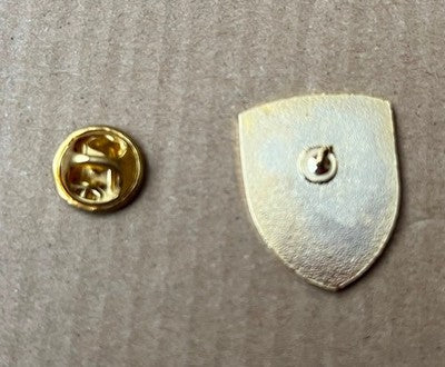 Vintage Enamel Porsche Logo Pin Badge — photo 3