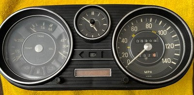 Mercedes W108 280S Dashboard Instrument Cluster Speedo 140MPH — photo 1