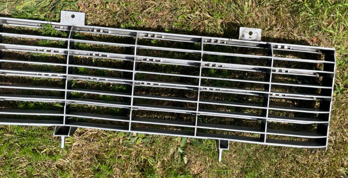 Ford Granada Front Grill GXL Consul 5 Chrome Strip — photo 8