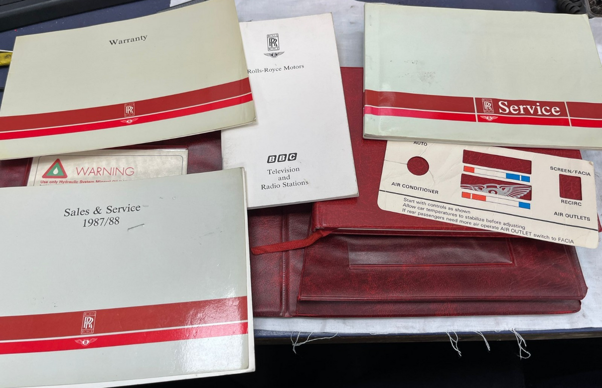 Bentley Turbo R Owners Manual Handbook Pack Excellent Condition COMPLETE — photo 4