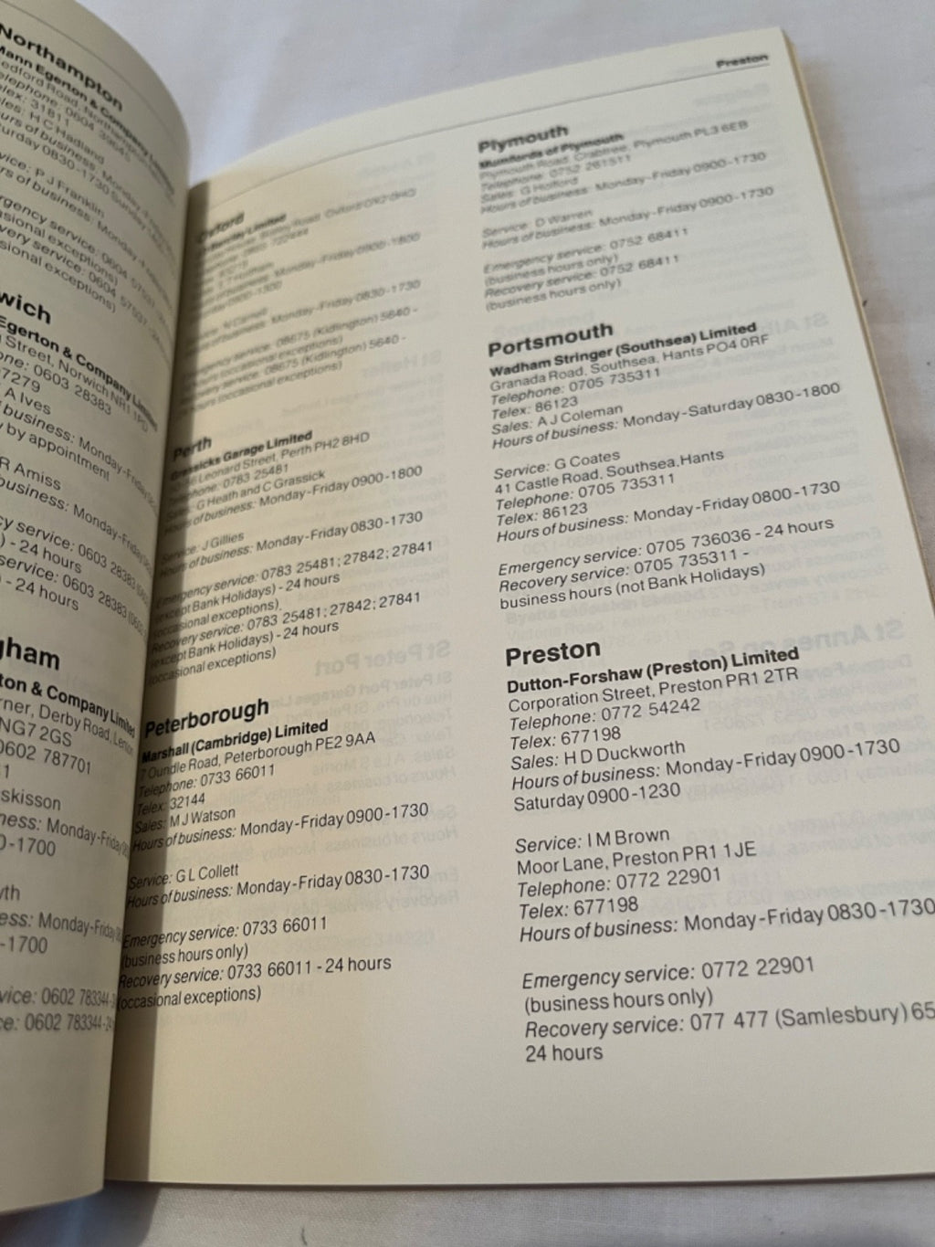 Rolls Royce Sales And Service Handbook 1982/83 — photo 4