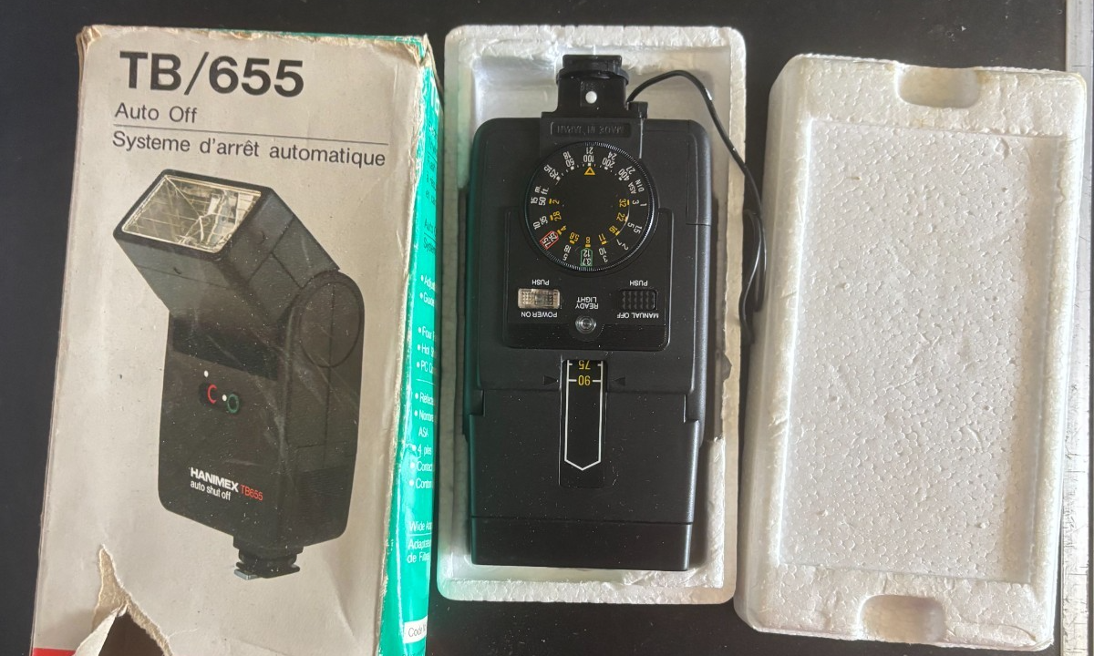 Hanimex TB/655 Auto Off Electronic Camera Flash Unit Boxed — photo 1