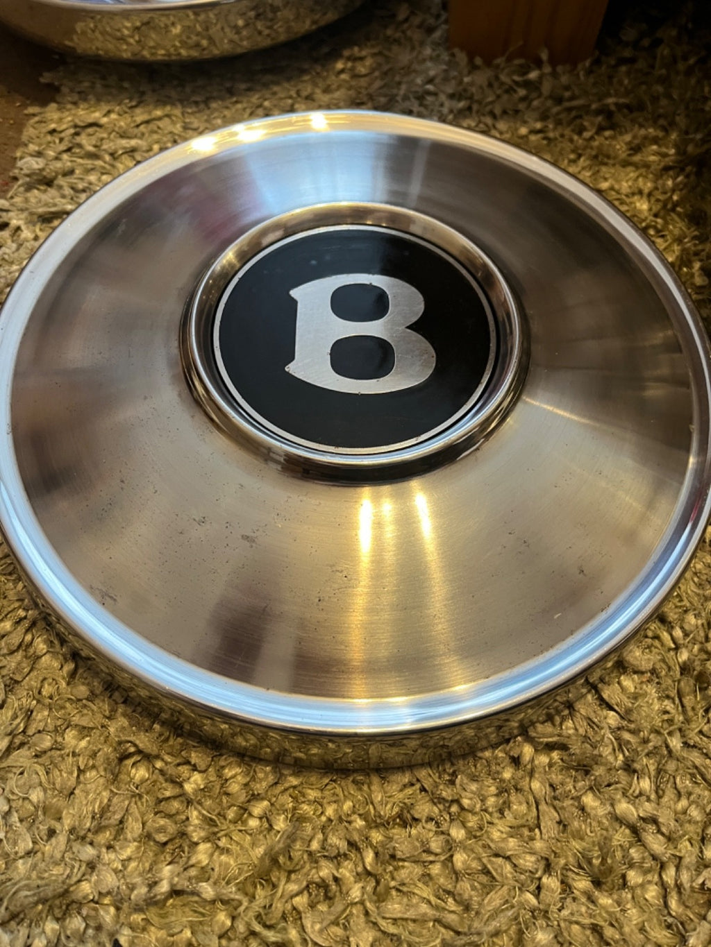 Bentley T Series Continental Rolls Royce Corniche Wraith Hub Cap Wheel Trim — photo 1