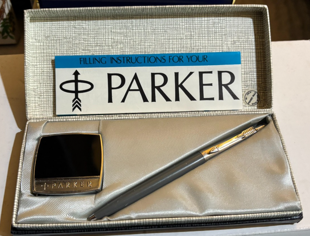 Vintage Parker 45 Ballpoint Pen & Tape Measure Gift Set - Boxed - Rare — photo 1