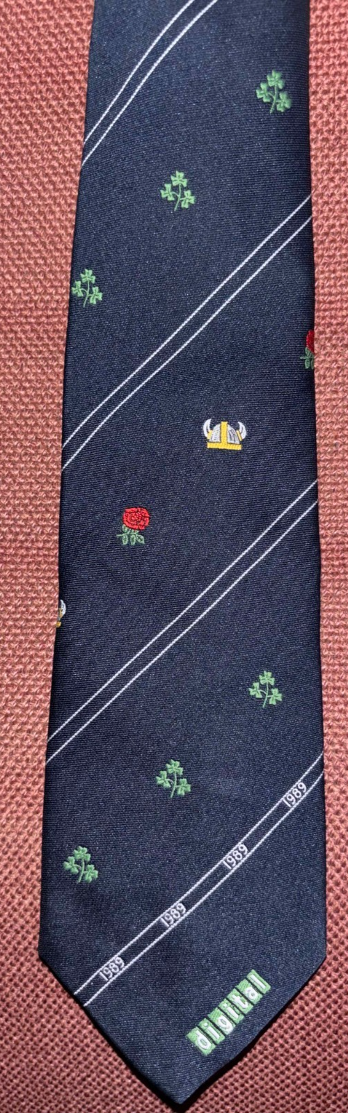 Vintage Ireland Rugby 1989 Tie Shamrock  Digital TV Sponsor England — photo 1