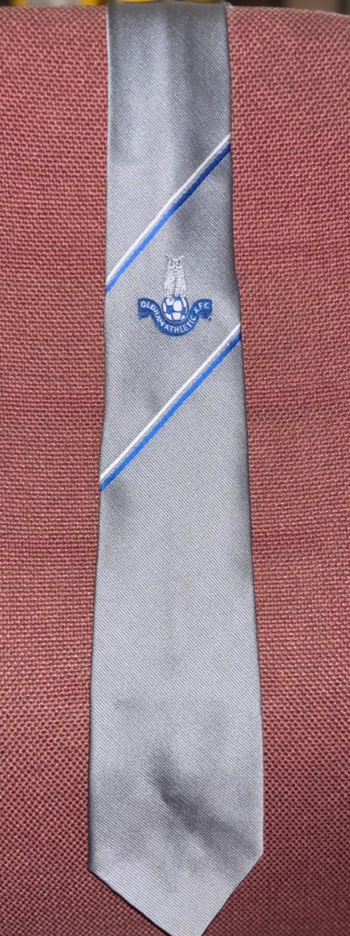 Oldham Athletic AFC Football Team Vintage Football Neck Tie — photo 2