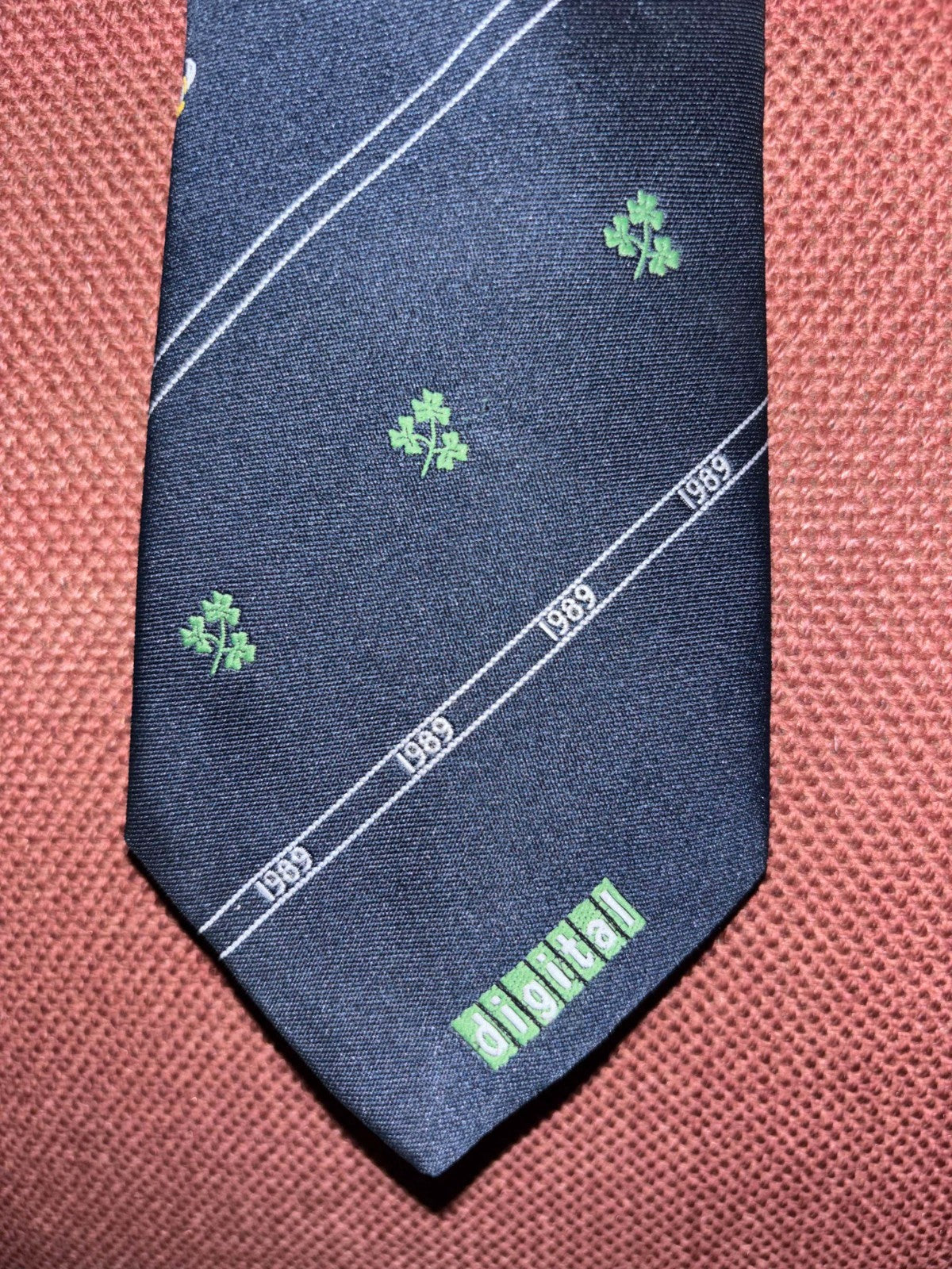 Vintage Ireland Rugby 1989 Tie Shamrock  Digital TV Sponsor England — photo 2