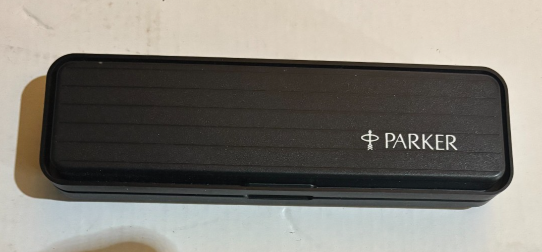 Vintage Parker 45 Flighter Fountain Pen - Brushed Steel - Chrome Trim - Boxed — photo 2