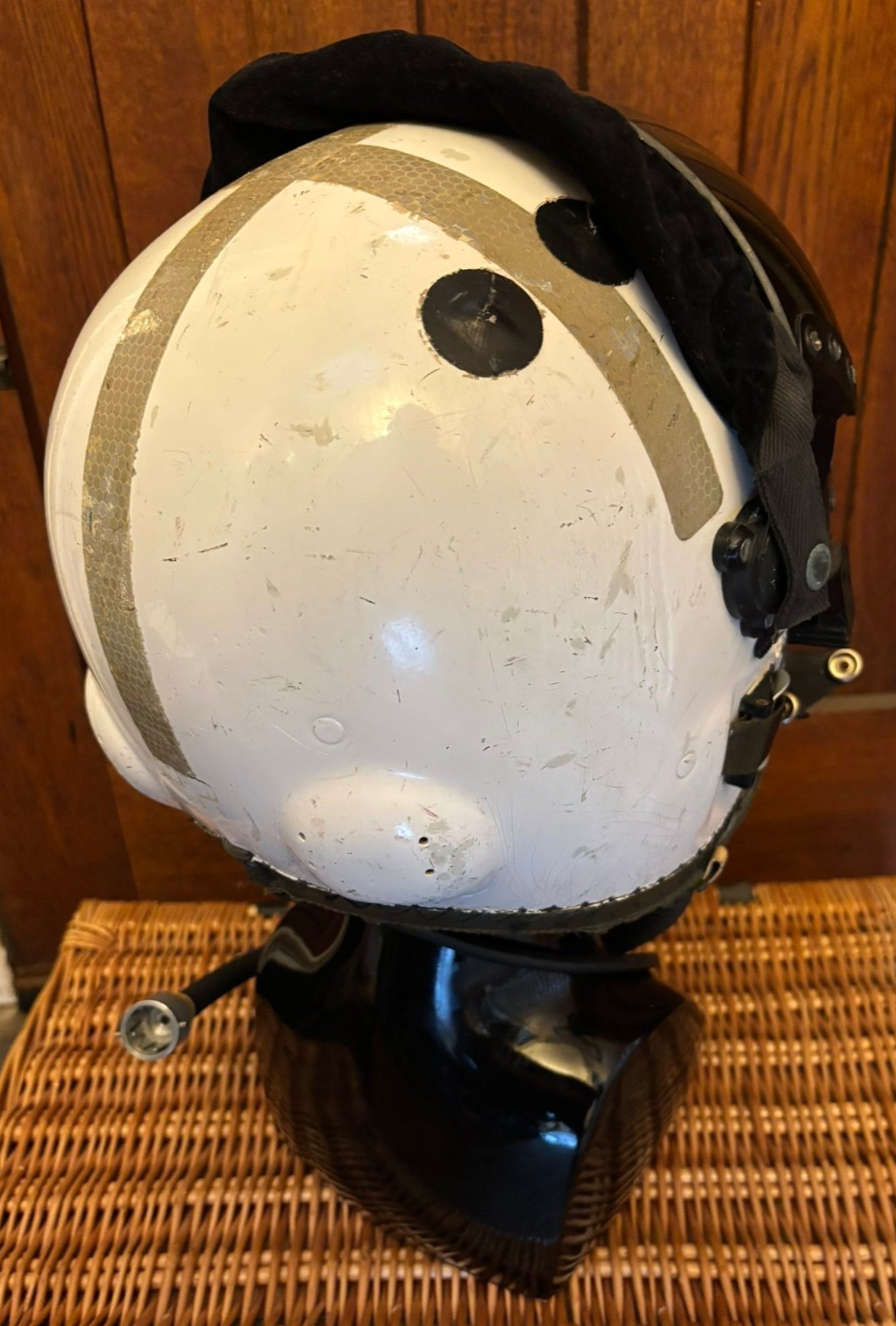 British RAF Mk3c Pilots Flight Helmet & Type M Oxygen Mask Display Set Bone Dome — photo 6