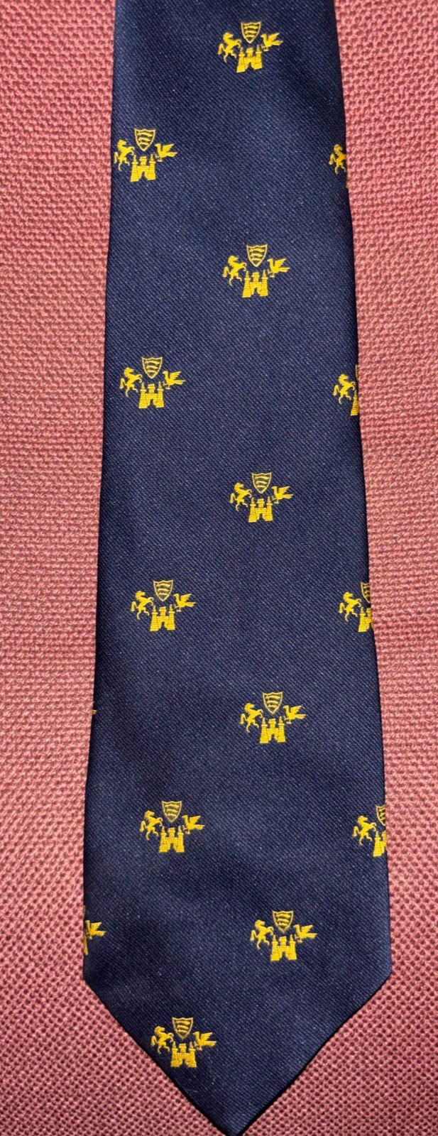 Vintage Heraldic Crest Club Tie Gold Castle & Beasts Civic Motif Navy — photo 1