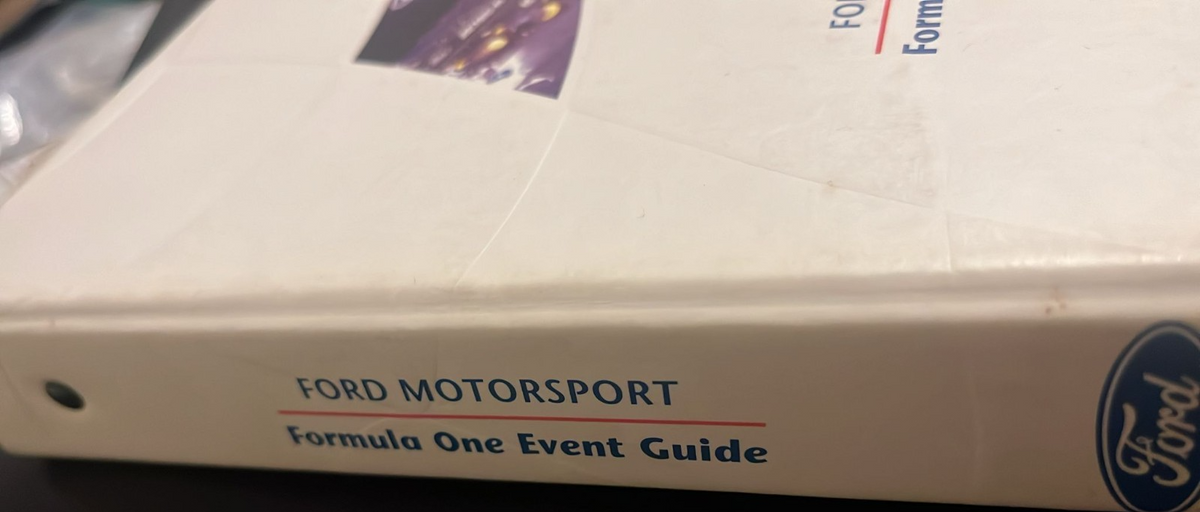 Ford Motorsport Cosworth Formula 1 Event Guide 1995 Press Team Binder — photo 2
