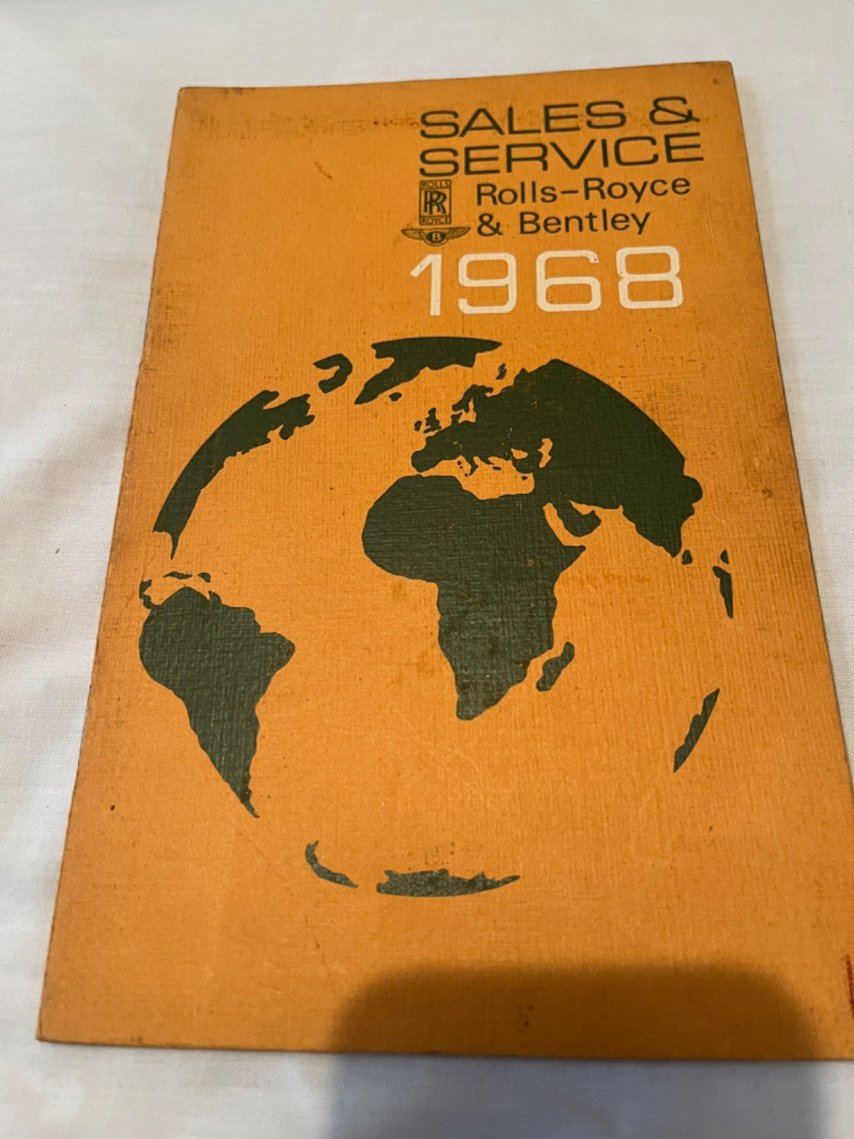 Rolls Royce and Bentley sales and service manual 1968 — photo 1