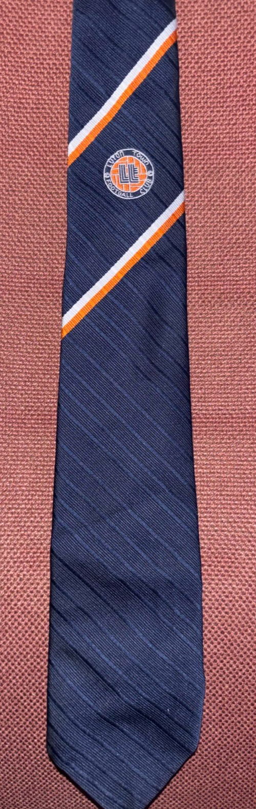 Vintage Luton Town FC Hatters Football Club Tie Navy Orange Retro Crest — photo 2