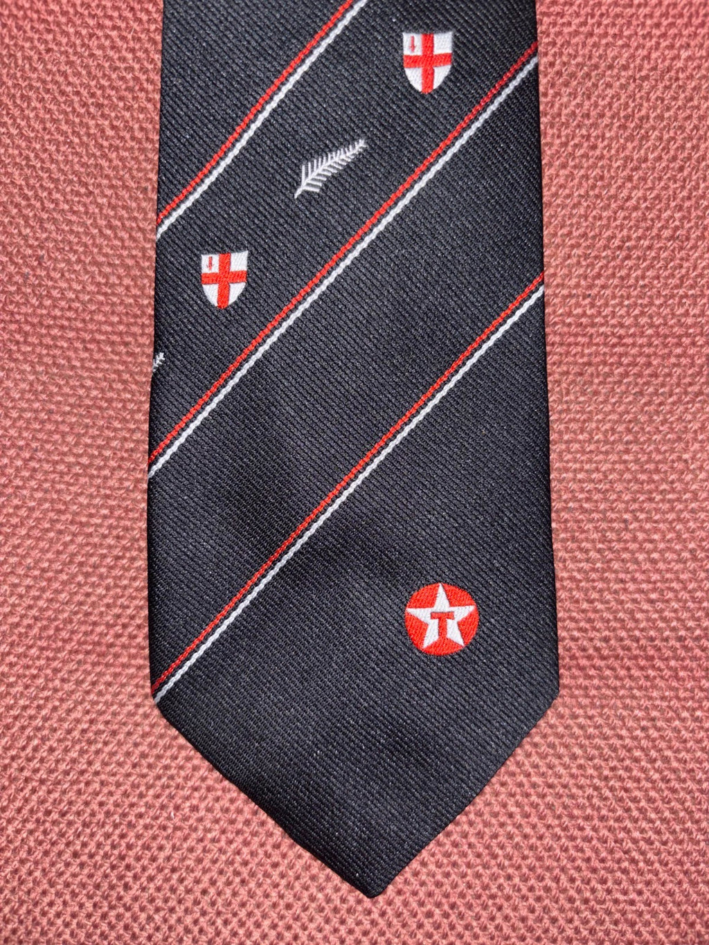Vintage England vs New Zealand Rugby Tie Texaco Sponsor St George Shield Fern — photo 2