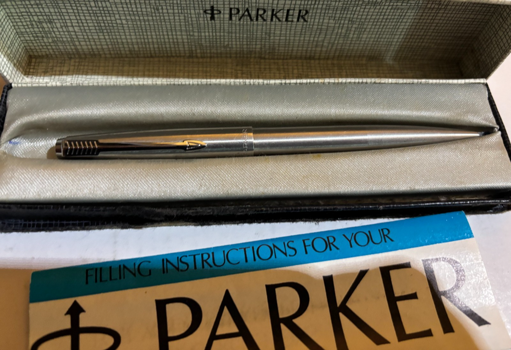 Vintage Parker 45 Flighter Ballpoint Pen - Brushed Steel & Chrome - Boxed & Pape — photo 3