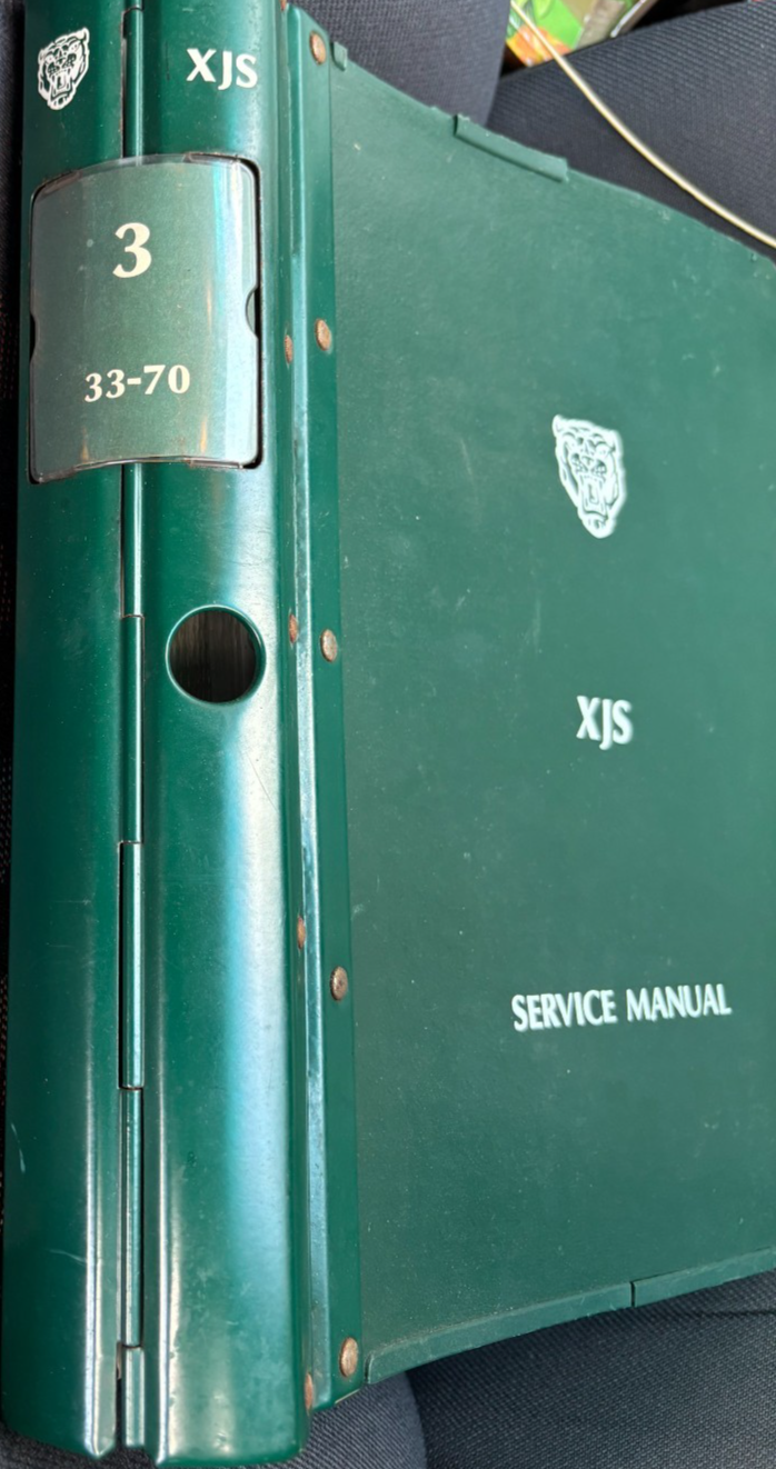 Genuine Original JAGUAR Repair Operation Manual for Series 3 V12 E-Type XKE 1971 — photo 3