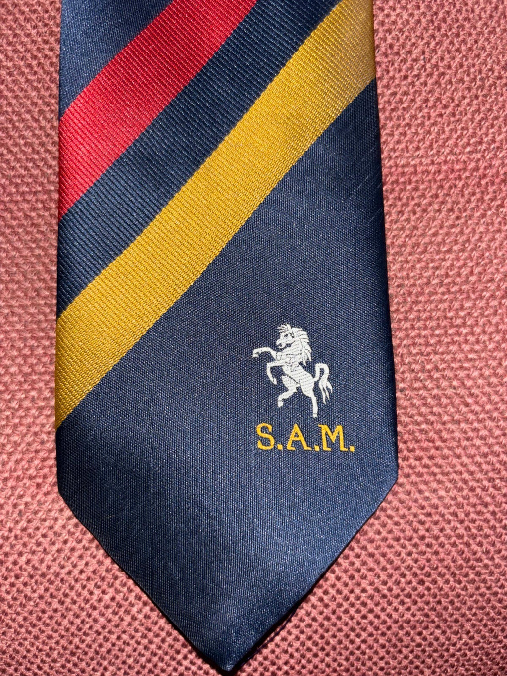 Vintage S.A.M. Kent Invicta White Horse Crest Club Tie Navy Striped — photo 1