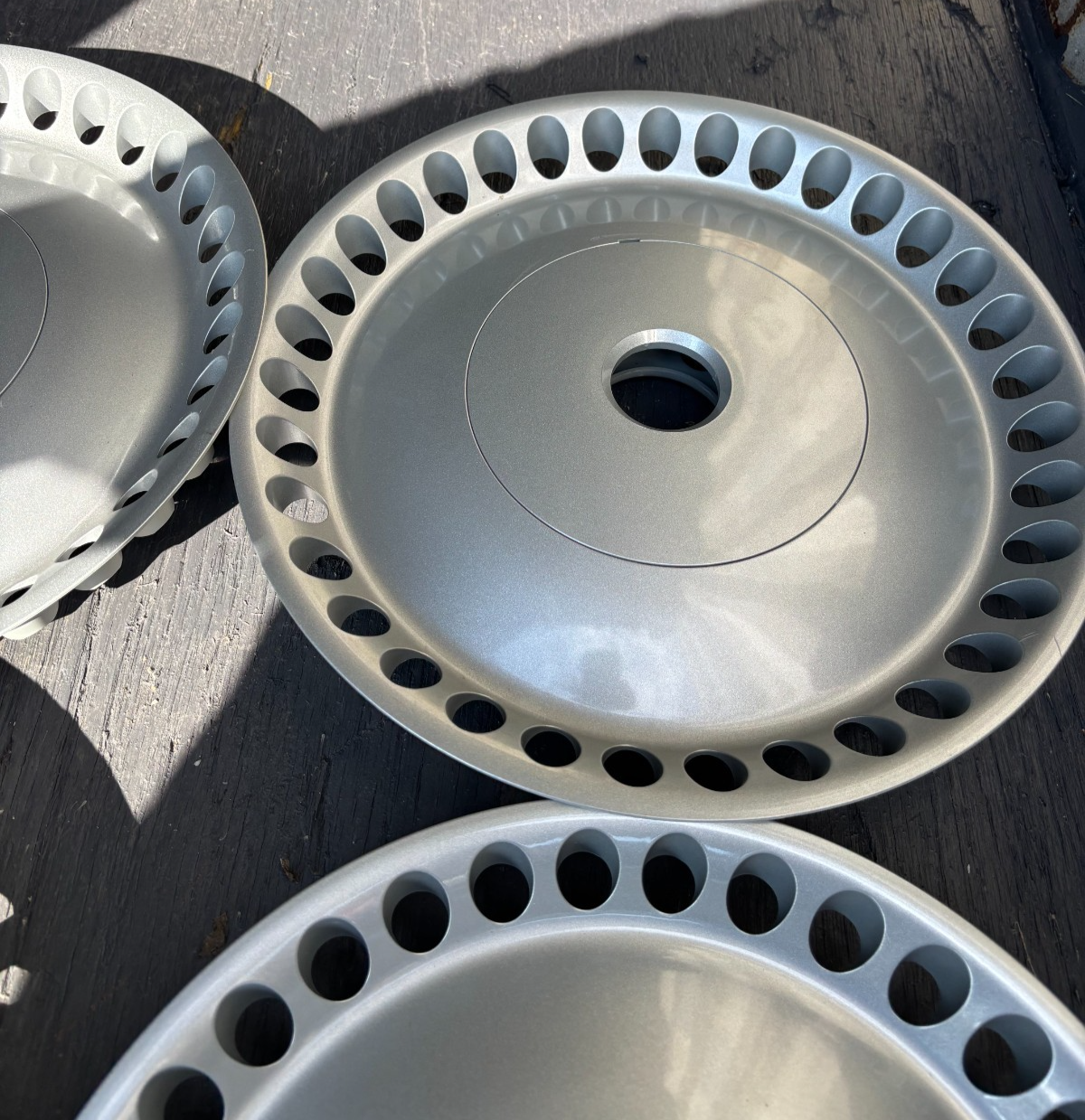 Jaguar XJ 40 Wheel Trims Hub Caps x 4 NOS New Old Stock Genuine Jaguar SET — photo 3