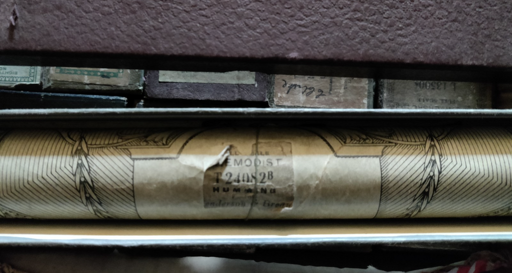 HUMMING Henderson & Breen T24082B - Player Piano / Pianola Roll — photo 2